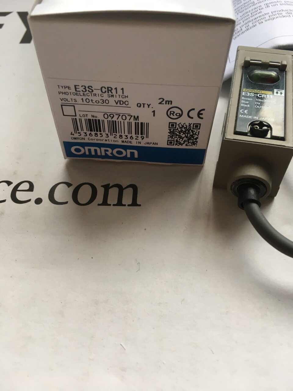 光电开关金属外壳E3S-CR11