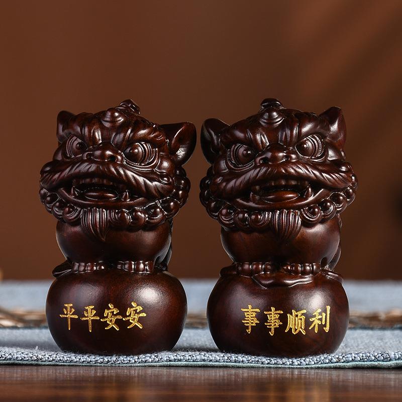 黑檀实木瑞兽醒狮手把件小号可爱风装饰配件把玩件客厅书房工艺品