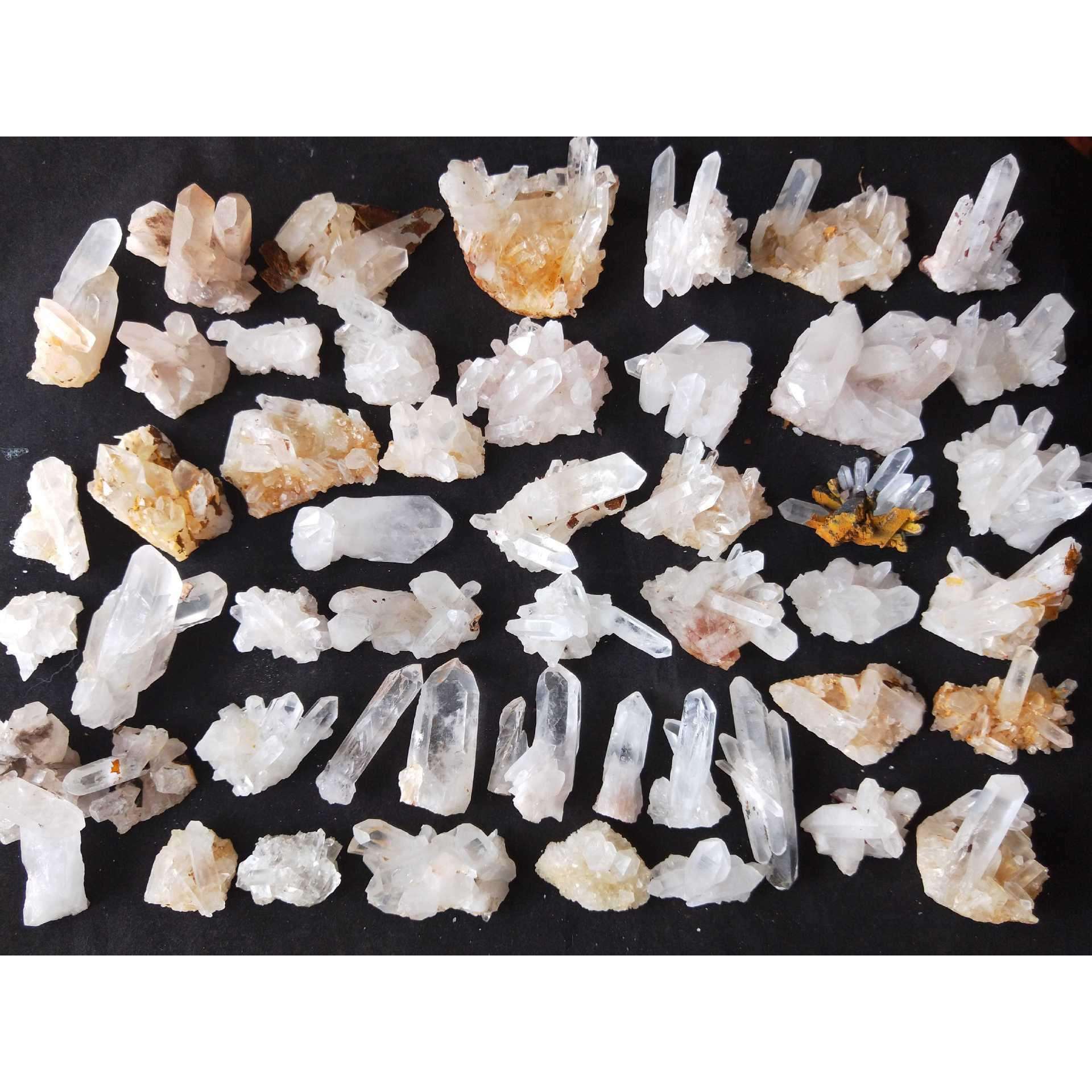 黄白水晶簇原石天然红白水晶洞小蓝水晶球柱粉玛瑙奇石摆件