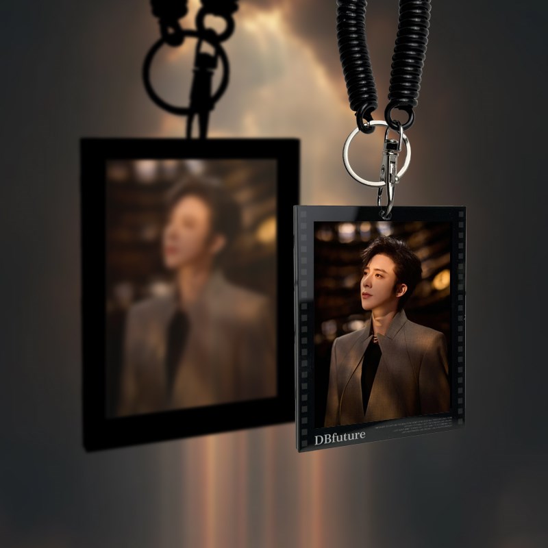 刘宇宁周边钥匙扣新款光影反转胶片小卡包包挂件应援挂饰送礼物