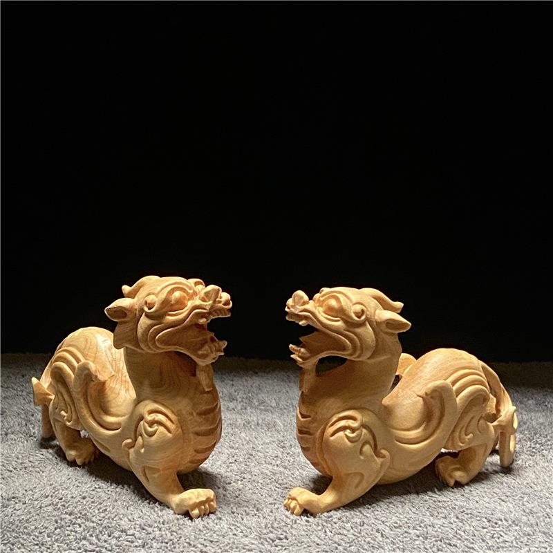 崖柏小叶黄杨木雕客厅摆件把玩貔貅动物手把件草龙神兽文玩收藏品