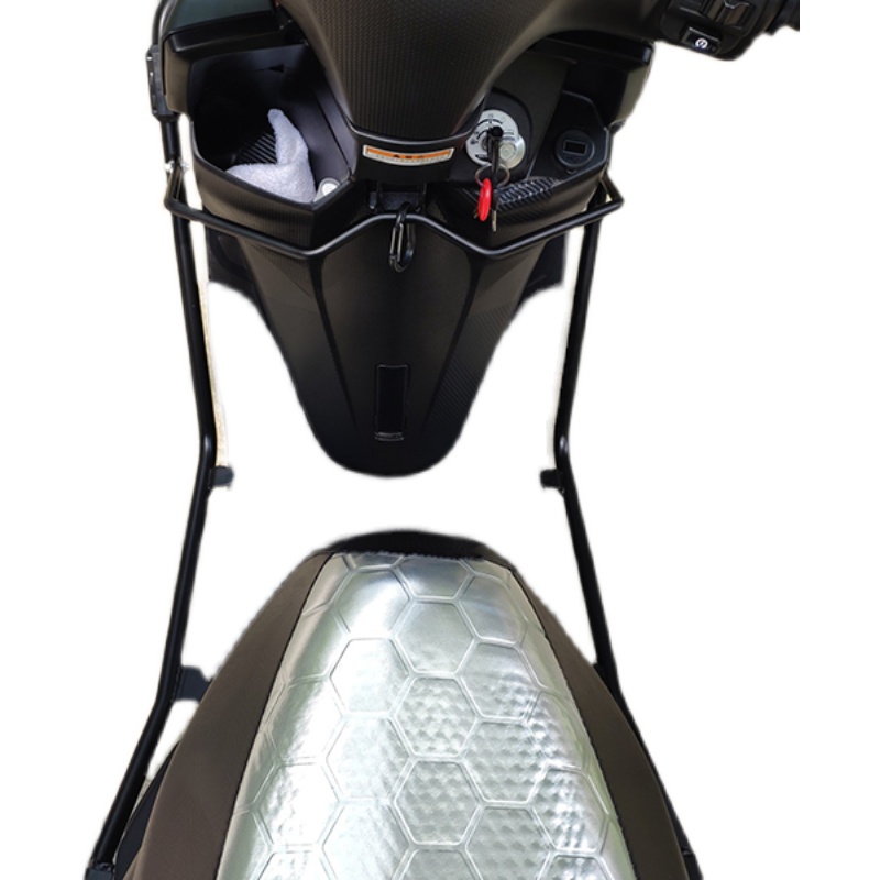 适用于雅马哈赛鹰GT125摩托车保险杠踏板车改装配件脚踏板尾箱架