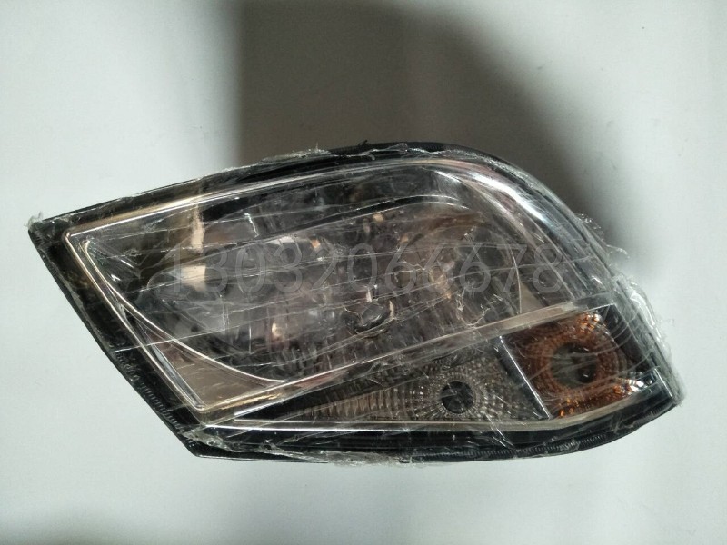 福田五星柴油三轮车驭翔B版ATX1500领翔300灯具前照灯 前大灯