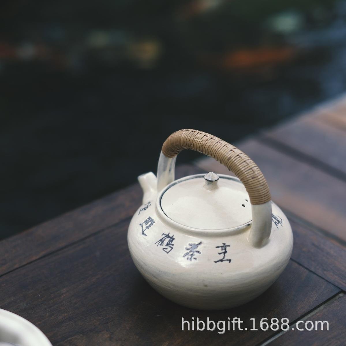 新品梵山堂陶壶粉引篆刻诗文圆莲壶明火炭火两用壶手工提梁壶