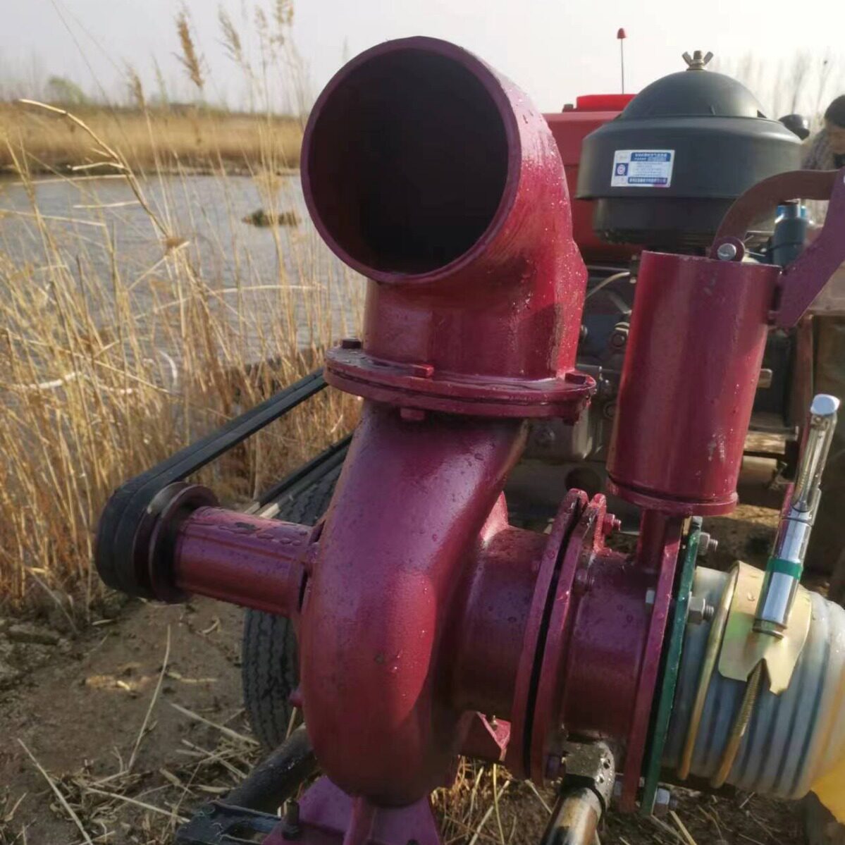 厂家供应柴油机水泵电机水泵 农田漫灌排水排污移动抽水泵