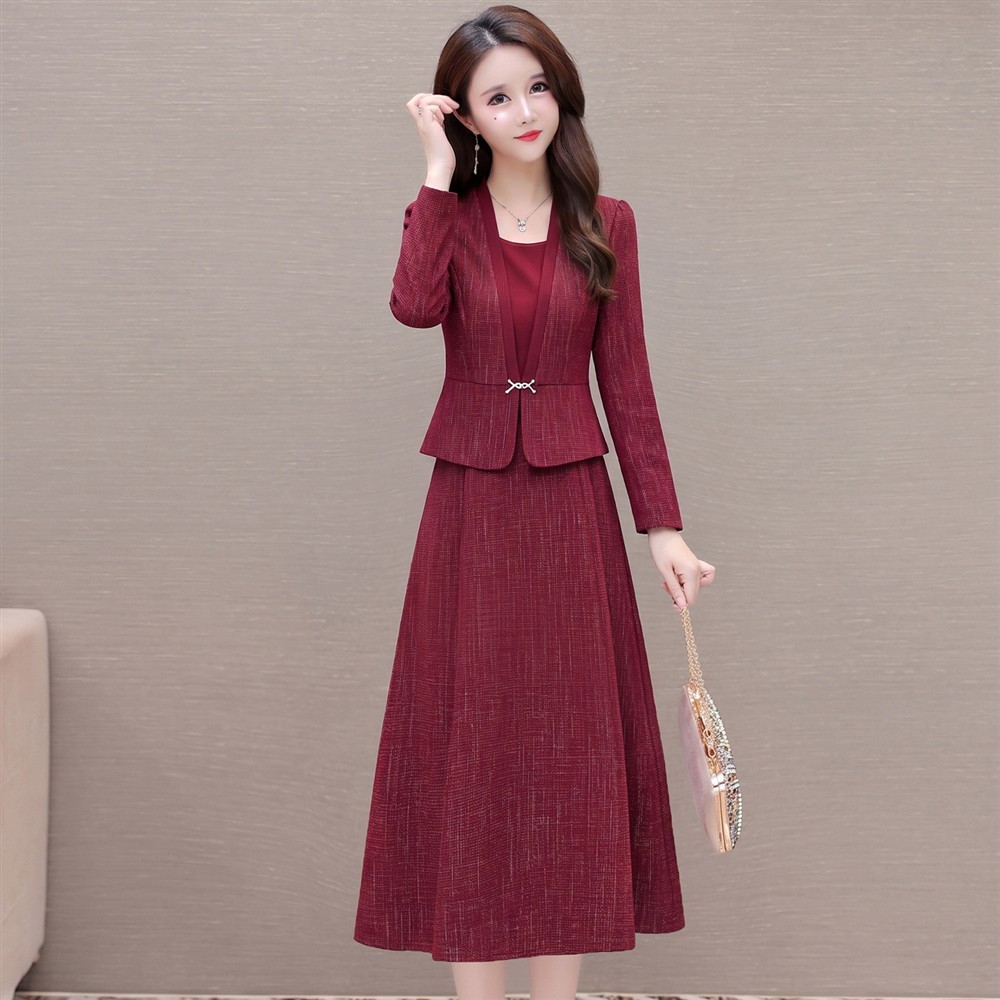 红色长袖假两件套装连衣裙女春秋新款年轻喜婆婆婚宴装妈妈婚礼服