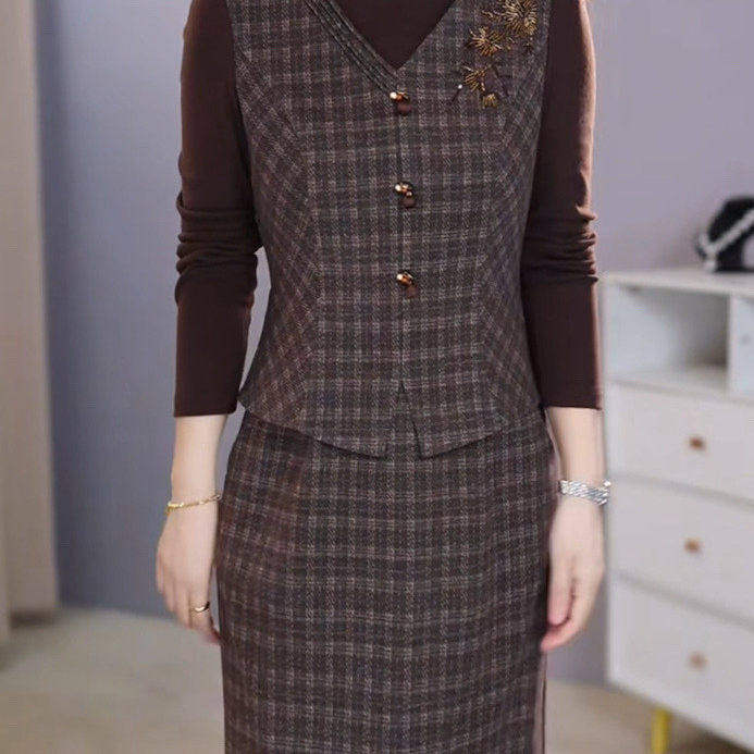 色织磨毛软精纺假两件连衣裙女秋季2026新款格纹修身显瘦礼服裙子