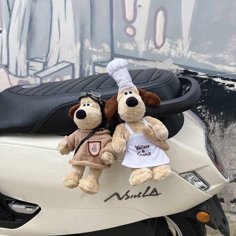 NS125LA机车改装件踏板掌门狗玩偶挂件摩托车通用装饰品创意可爱
