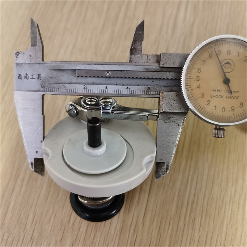 重工缝纫机2280 2284人字车曲折之字缝绕线器 打线器人字车配件