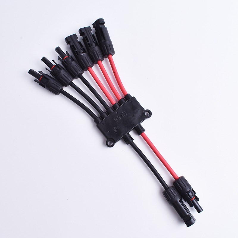 MC4光伏红黑Y型连接器 太阳能板接头电缆2至4Y型分支并联线连接器