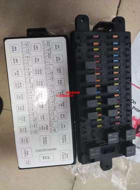 挖掘机配件神钢SK200-8保险丝盒YN73E1023P2