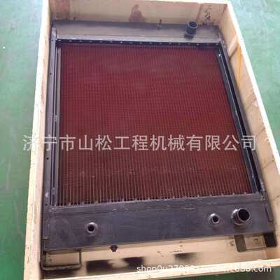 现货  D85E-2A 推土机水箱14X-03-11213水箱散热器 产地货源