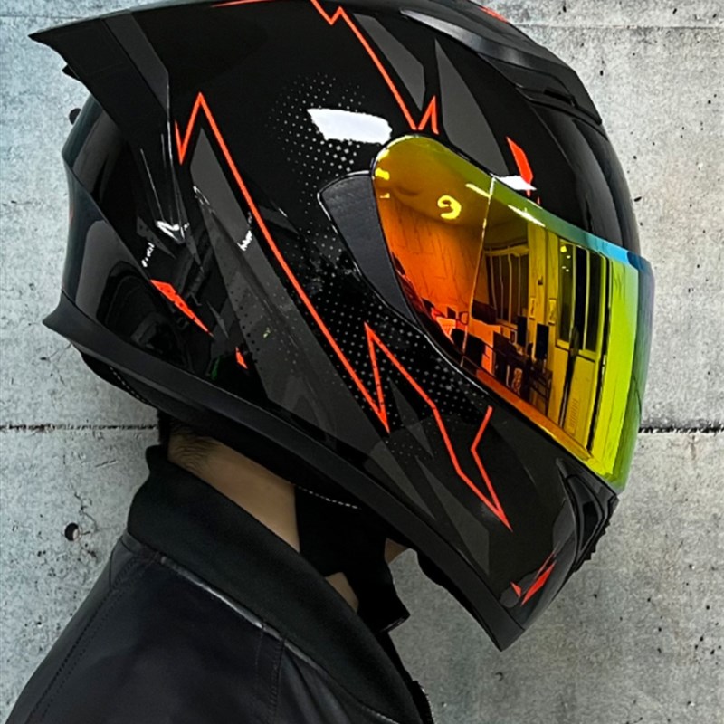 GSB新款网红摩托车头盔男女全盔双镜机车3C认证跑盔大尾翼四季