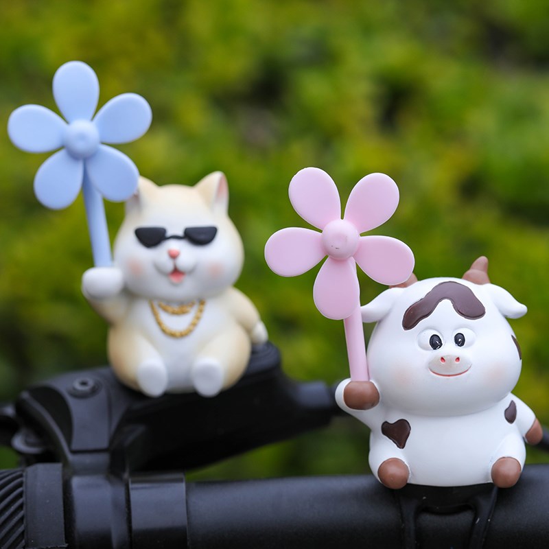 可爱小动物风车竹蜻蜓送闺蜜礼物电瓶自行汽车载电动车机车仓鼠