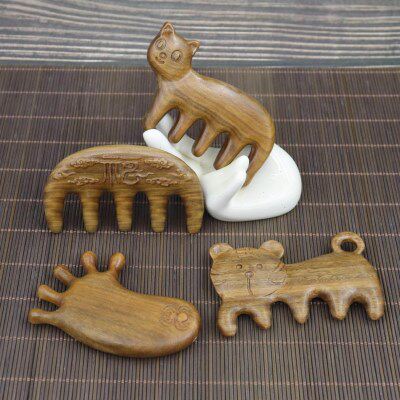 经络头皮木梳小巧便携新款按摩梳子檀木雕花单面绿按摩梳式