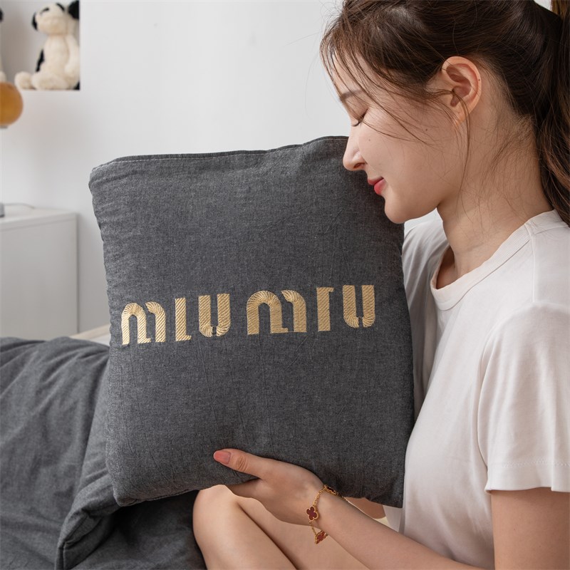 全棉口袋被抱枕被子两用二合一学生午睡折叠毯子枕头被空调被