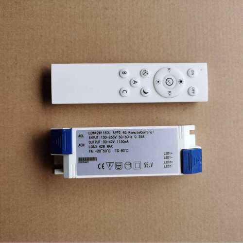 2.4G长条塑壳调光调色电源30W36WW42W50W
