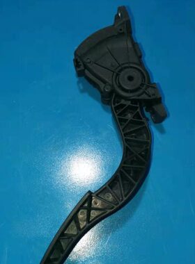 北汽踏板X1325E0加速150油门踏板E