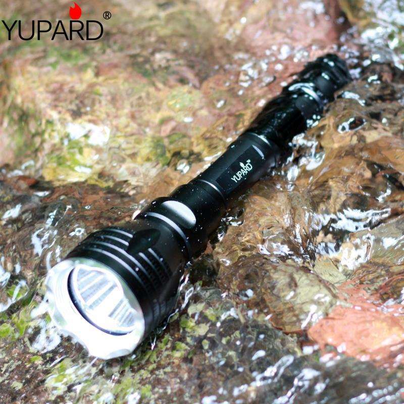 18650强光黄光充电远射潜水水下手电筒L2 T6 LED夜潜补光灯