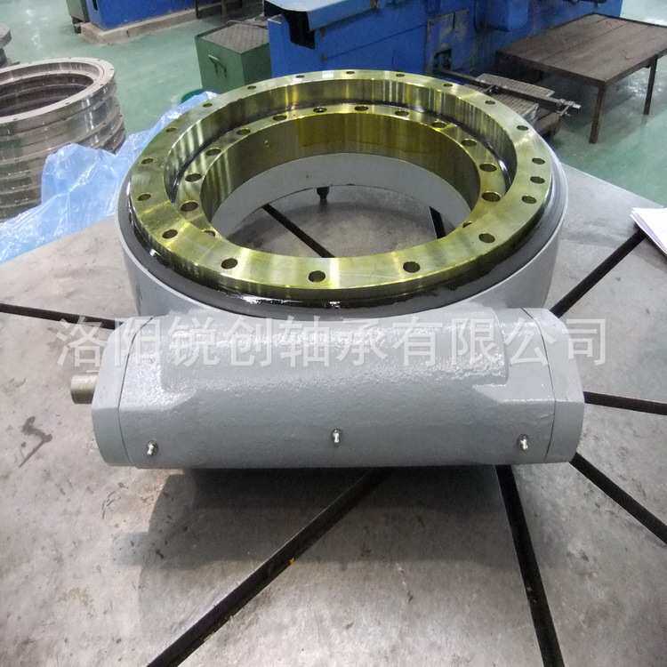围栏式回转驱动减速器SE14 轴承
