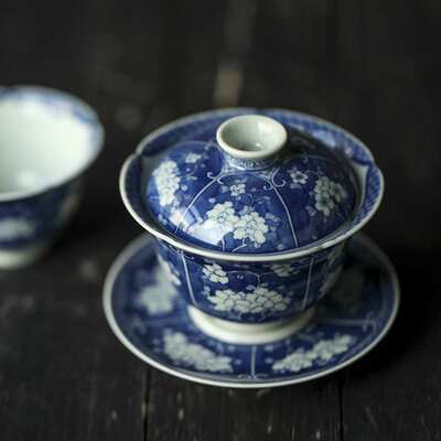 原矿青花景德镇陶人临古仿明宣德手绘青花留白冰梅牡丹盖碗三才杯
