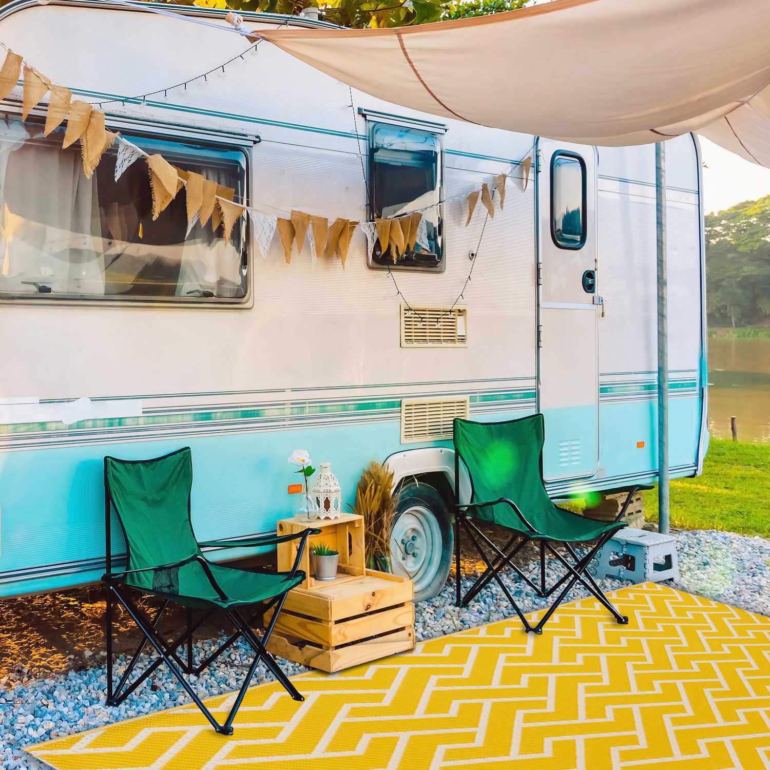 厂家 房车庭院PP管编织野餐垫户外秋游便携防潮休闲创意坐垫