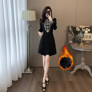 加绒加厚改良旗袍修身显瘦黑色裙子国风新中式短款设计打底连衣裙