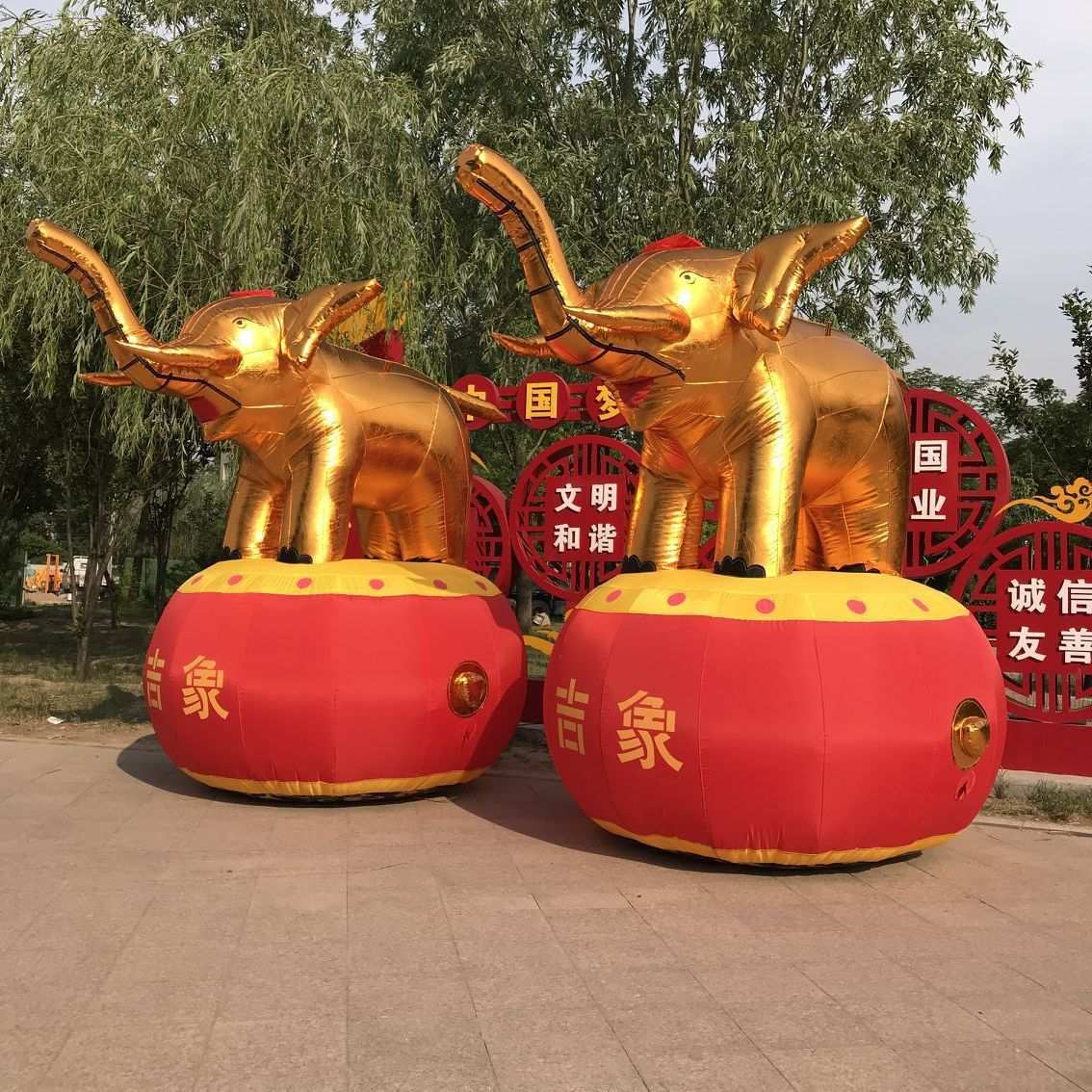金象拱门充气气模狮子庆典吉象麒麟送子风机大红婚庆布料
