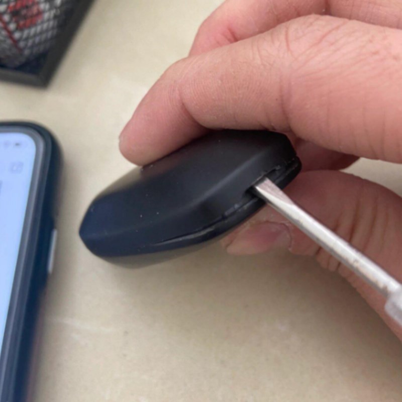 适用零跑C11 S01 T03 汽车钥匙纽扣电池 CR2032 CR2450遥控器电池