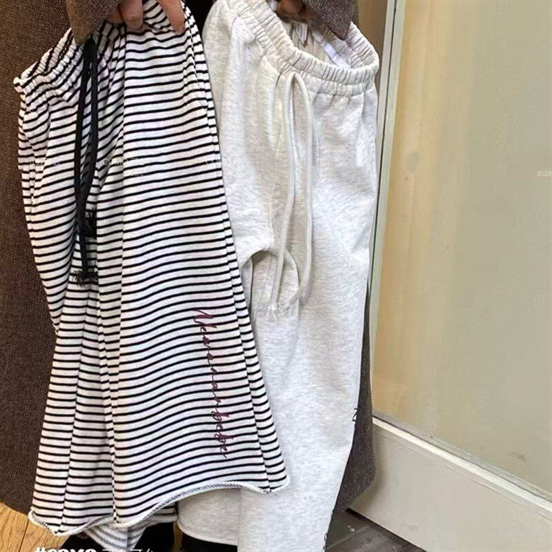 魔西2025春秋男童女童洋气宽松阔腿纯棉针织条纹直筒裤百搭横条纹