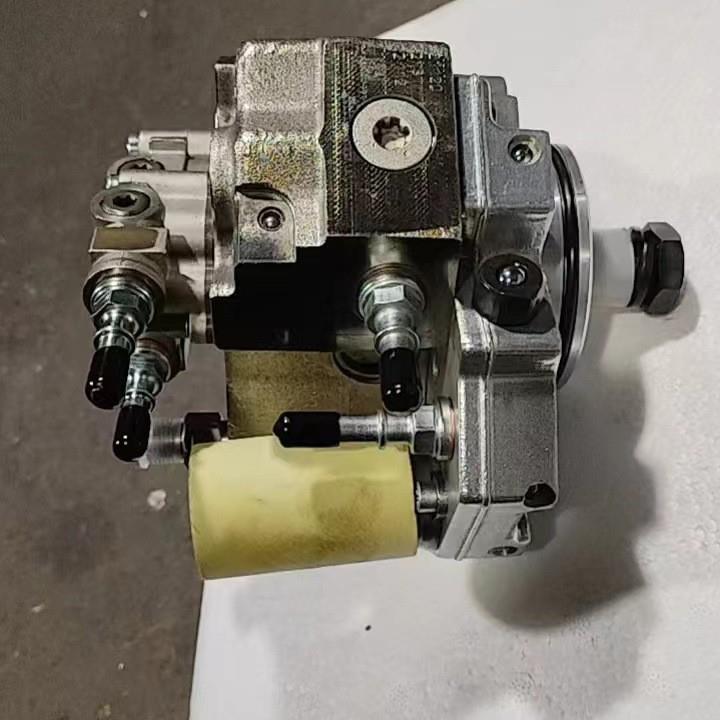 6755-71-1010发动机SAA6D107E-2E喷油泵