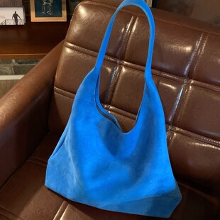 秋冬单肩包大容量通勤水桶包 韩系复古蓝色麂皮绒托特包女2026新款