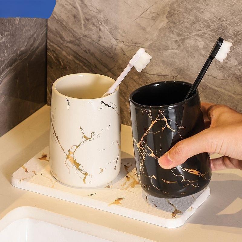 情侣陶瓷刷牙杯一对轻奢漱口杯一家三口家庭套装家用洗漱杯牙新品