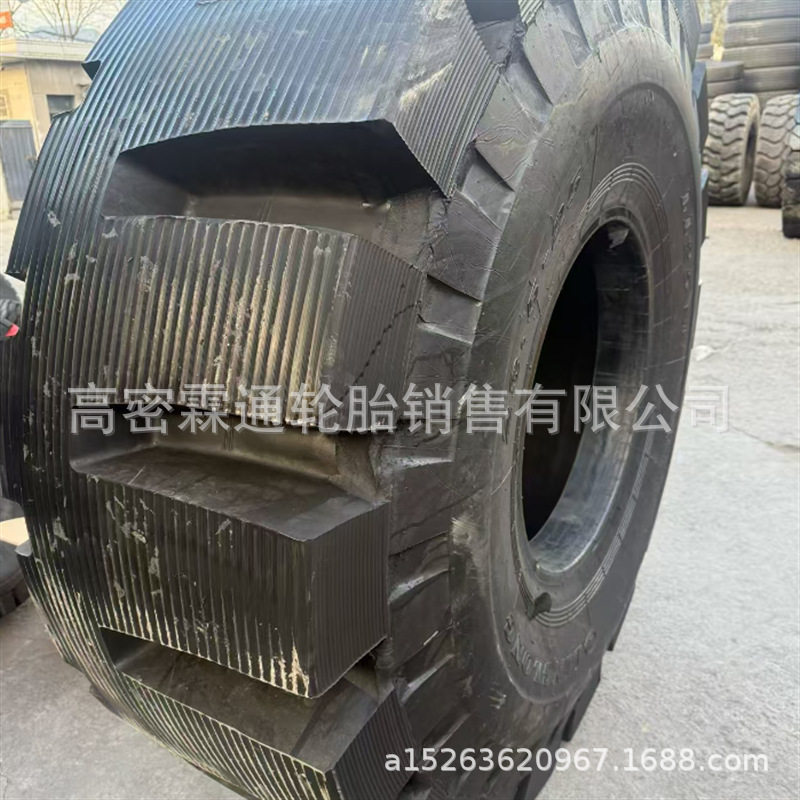 恶劣路况双加厚半实心翻新轮胎