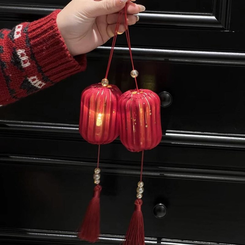 新年元旦红色小灯笼2p025新款绒布灯笼装饰挂件春节客厅氛围布置