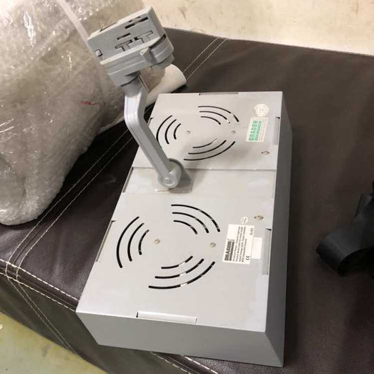 LED方形轨道灯 无主灯博物馆画廊橱窗展示灯24W四线轨道灯成品