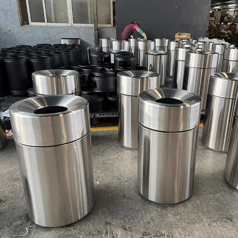 南方大号不锈钢翻盖垃圾桶港式圆形带盖室内商场公司直投废纸桶