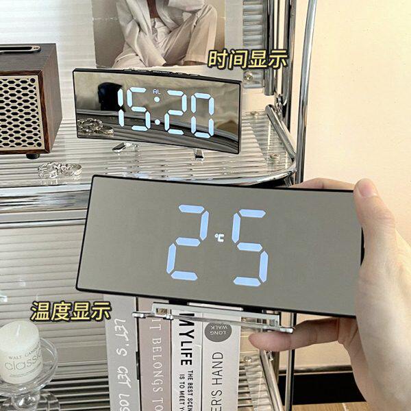 式闹钟摆件显示器数字静音桌面镜学生宿舍时钟面钟表夜光电子床头