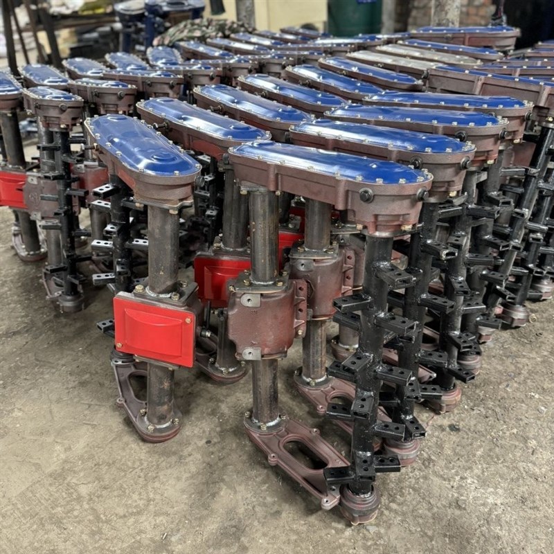 广西南宁桂花桂力工农固定耙D18刀旋耕耘田机械拖拉机