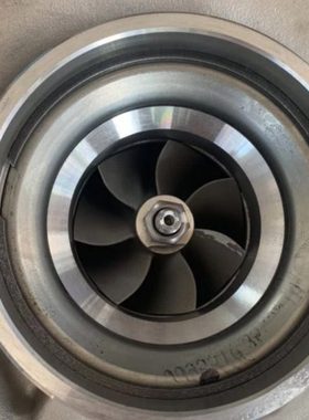 解放J6460马力HX55W 1118010-M35-0000 5356555霍尔塞特增压器