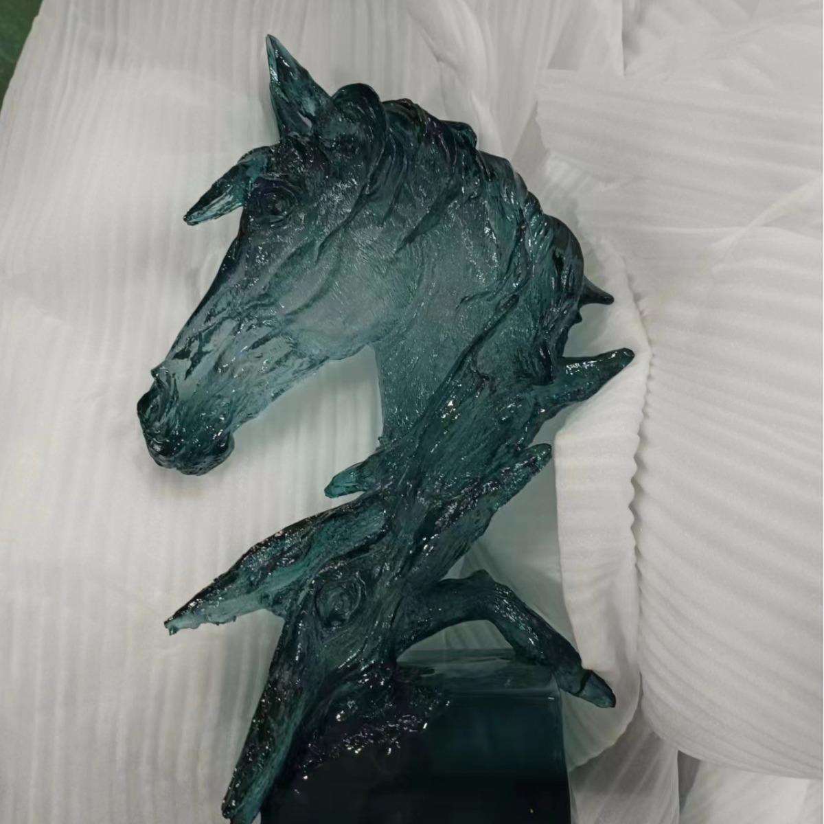 北欧轻奢浅蓝色马头树脂摆件样板房售楼处桌面书架饰品摆件工艺品