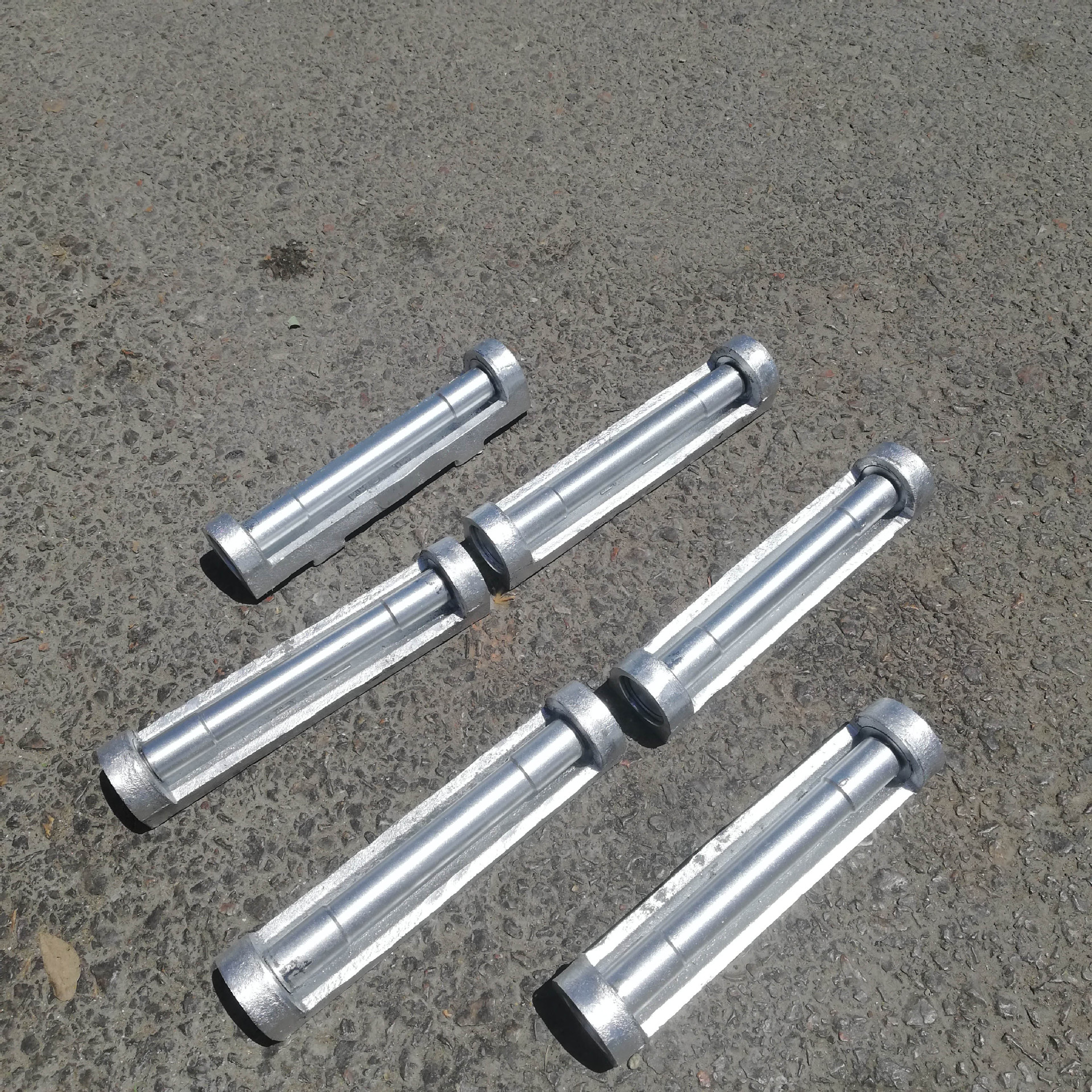 ZSTG-Ⅲ型铁路枕上滚筒 重量轻 体积小 无缝线路钢轨放散滚轮