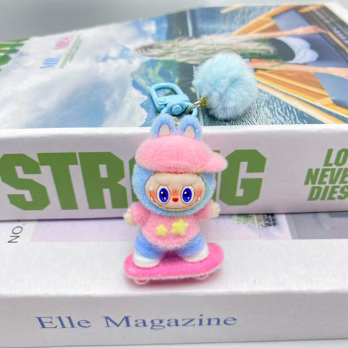 植绒哭娃立体树脂钥匙扣