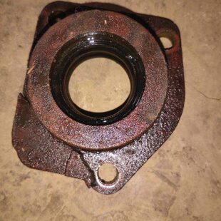 雷沃豹东方欧动力输出43025盖红 4座