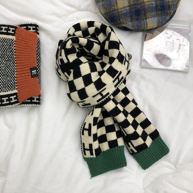 棋盘格子可爱毛线围巾女冬季百搭韩系情侣insQ潮生日礼物针织围脖