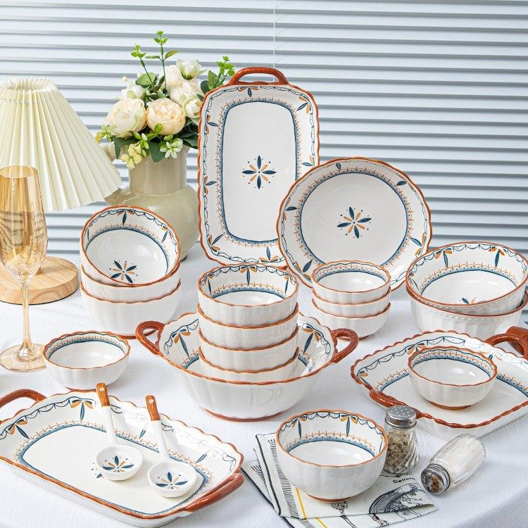 碗碟套装家用日式盘子十碗盘套装碗筷清新釉下彩餐具套装2024