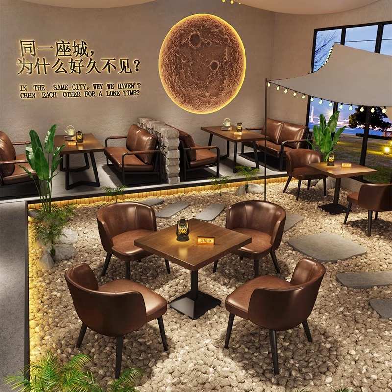 露营风酒吧实木桌椅清吧工业风卡座沙发烧烤店咖啡厅小酒馆沙发椅