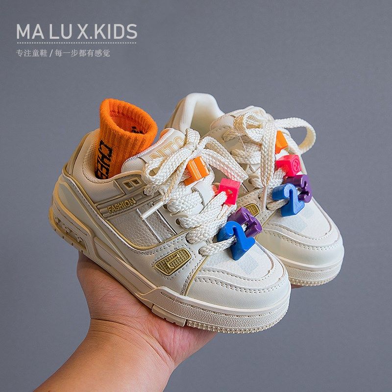 儿童板鞋2025春秋季新款 男童软底运动鞋真皮潮牌休闲鞋女童鞋子,童鞋/婴儿鞋/亲子鞋,板鞋,淘宝优惠券,粉丝福利购,淘宝优惠卷