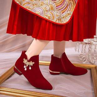 冬季婚鞋女酒红色婚靴平底结婚秀禾粗跟孕妇大码新娘鞋秋冬短靴冬