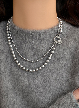 双层花朵叠戴珍珠毛衣项链女款2024新款配饰秋冬轻奢小众毛衣链女